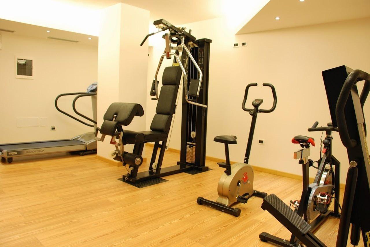 Sporthotel Rosatti Dimaro Luaran gambar